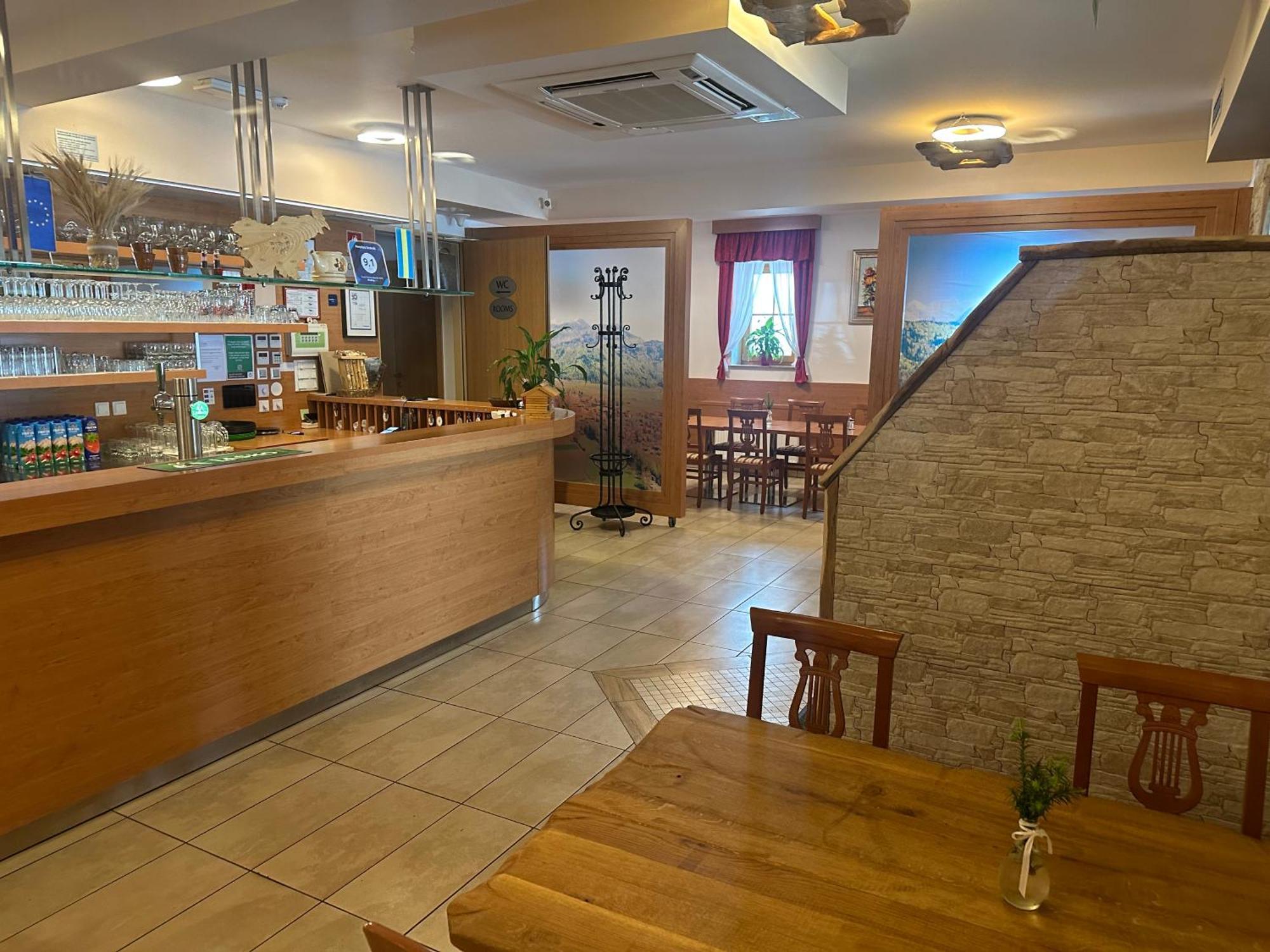 Domacija Vodnik & Apartments 戈雷尼斯卡地区采尔克列 外观 照片